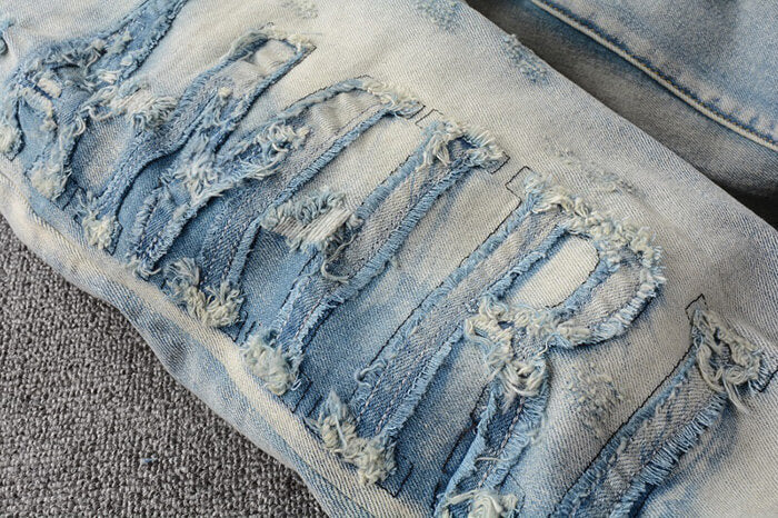 AMIRI #697 Jeans
